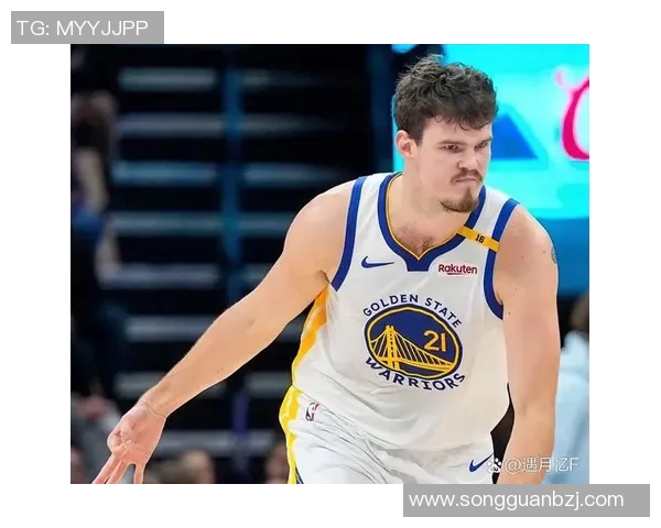 曝勇士有意戴维斯!将其视为理想中锋 可能需要三方交易+与老鹰竞争 曝勇士有意戴维斯!将其视为理想中锋 可能需要三方交易+与老鹰竞争